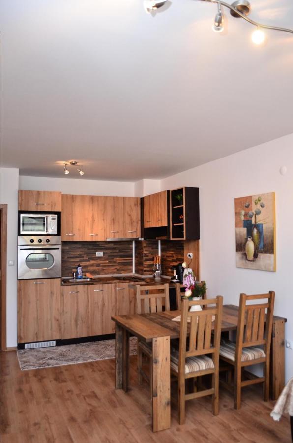 Appartement Двустаен Апартамент Горски Кът Банско Extérieur photo